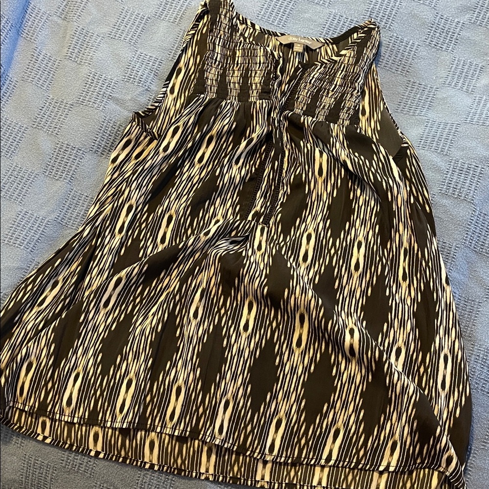 Elegant Black and cream Patterned Women's Tank Top